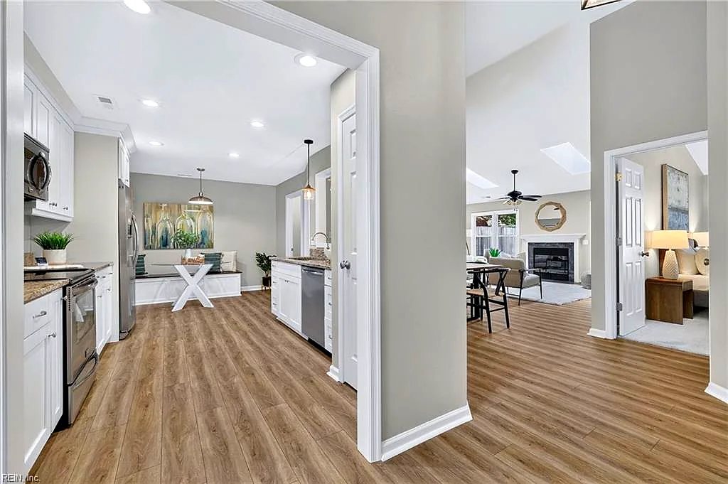 2013 Winding Wood Ct, Virginia Beach — photo