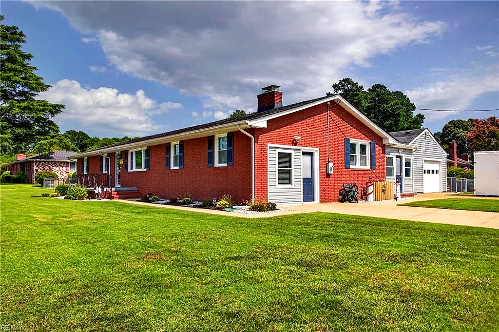 5441 N Sunland Dr, Virginia Beach — photo