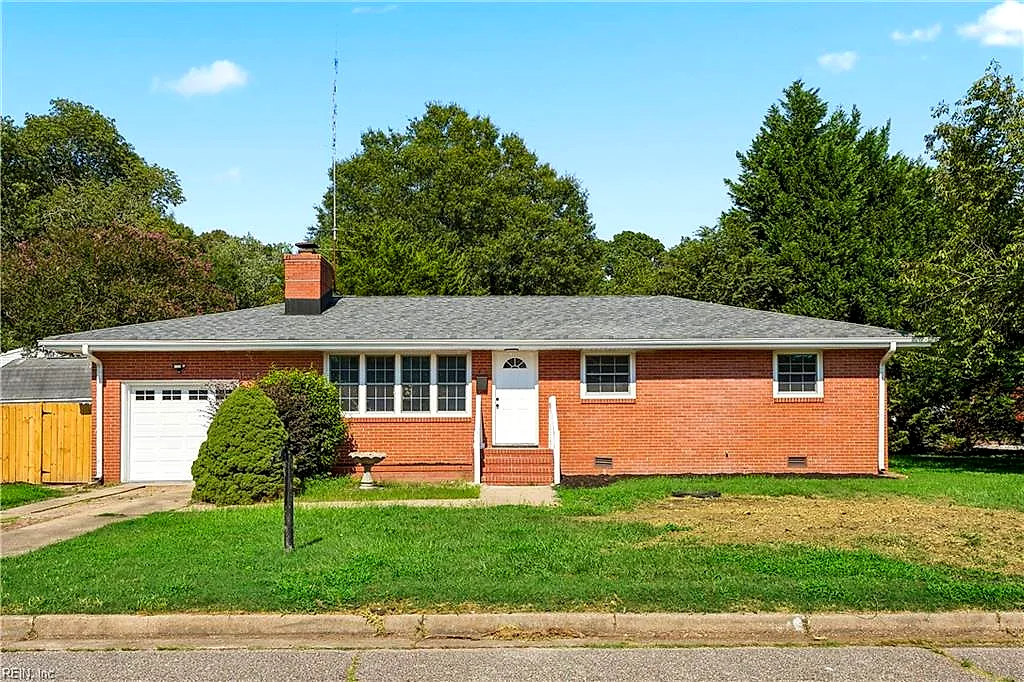 78 Ferguson LN, NEWPORT NEWS VA 23601