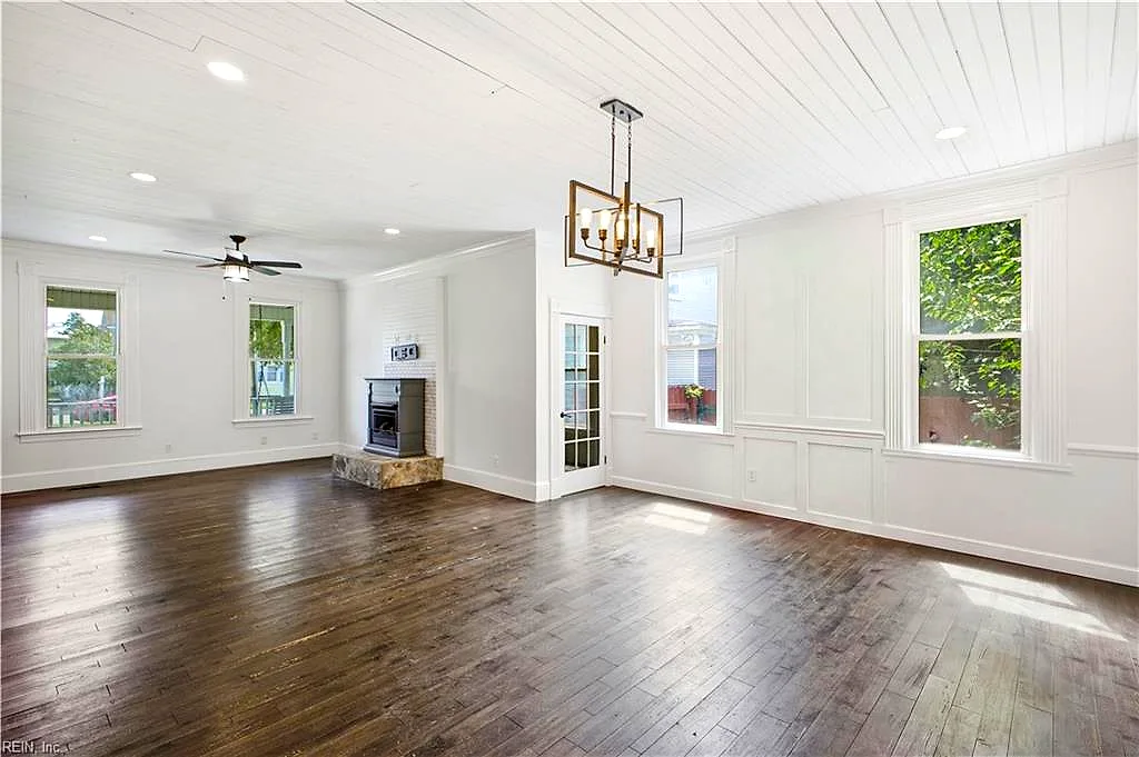 618 S Armistead Ave, Hampton — photo