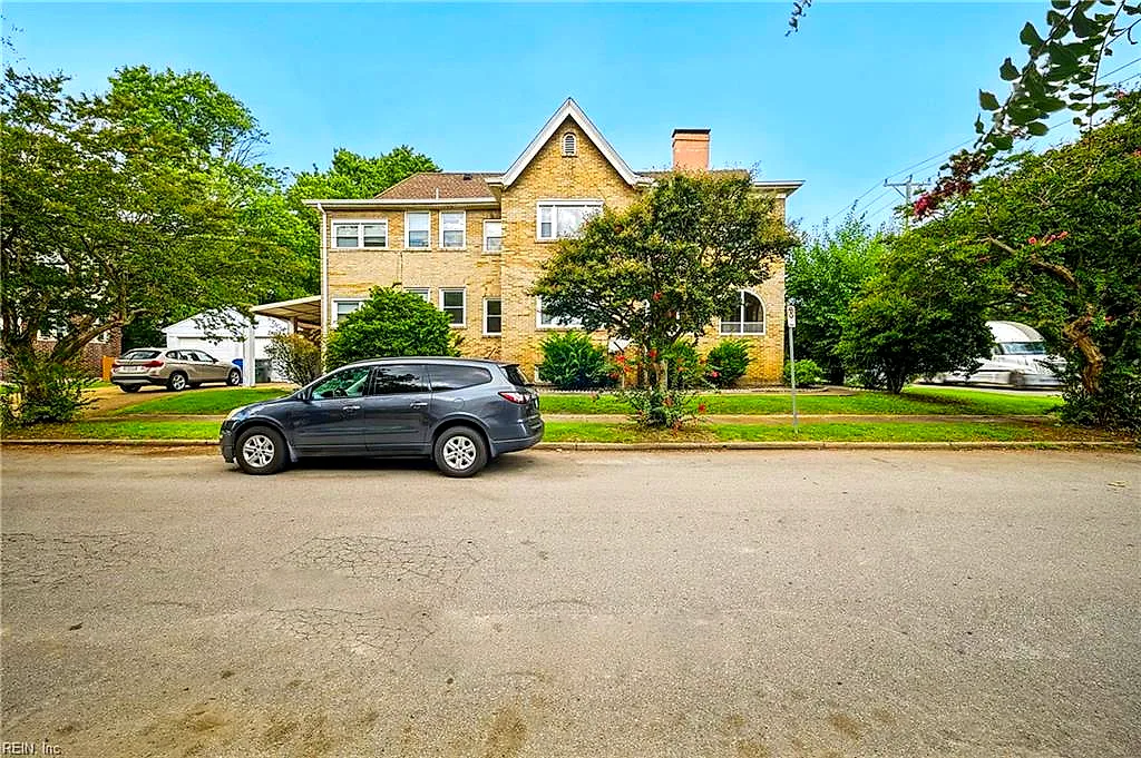 2101 Hampton Blvd #1, Norfolk — photo