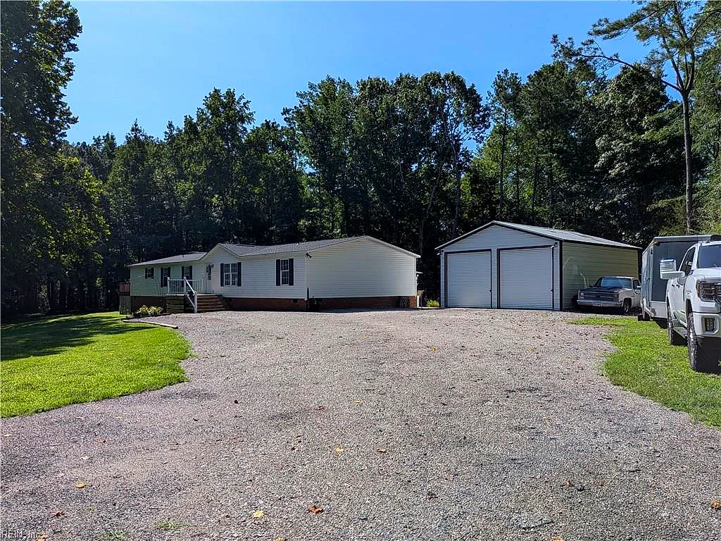 6477 Hickory Knoll Rd, Gloucester — photo