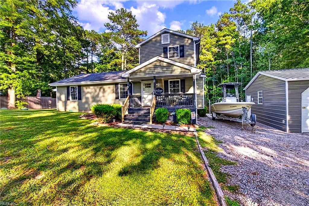19251 Tomlin Hill DR, ZUNI VA 23898
