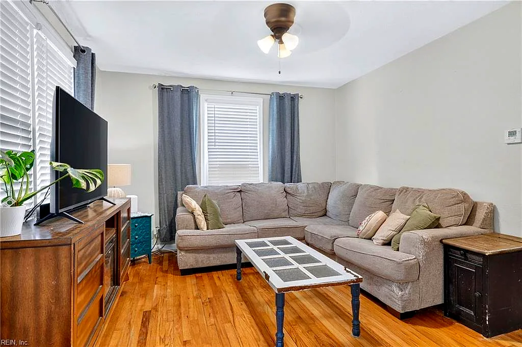 416 E Ocean Ave, Norfolk — photo