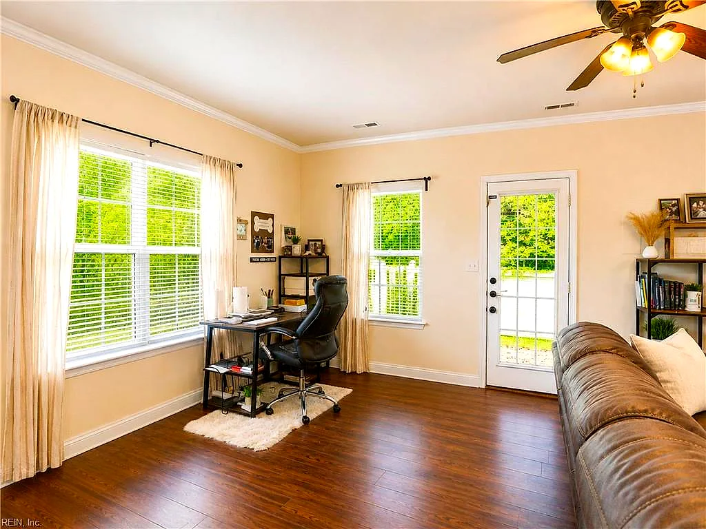 481 Old Colonial Way #Way, Newport News — photo