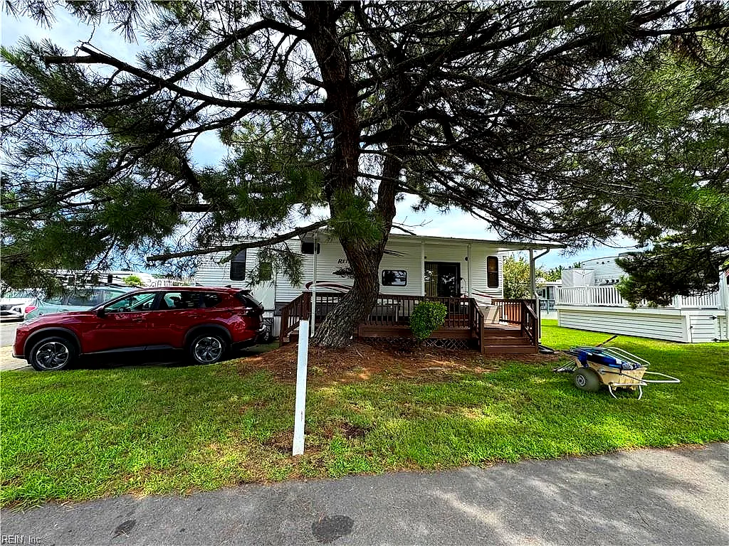 3665 Sandpiper Rd #202, Virginia Beach — photo