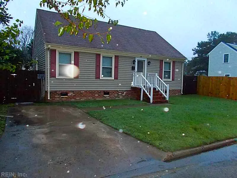69 Harris RD, PORTSMOUTH VA 23704