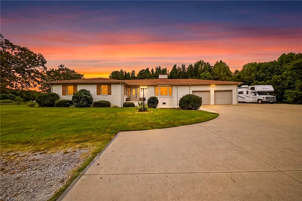 6367 Everets RD, SUFFOLK VA 23434