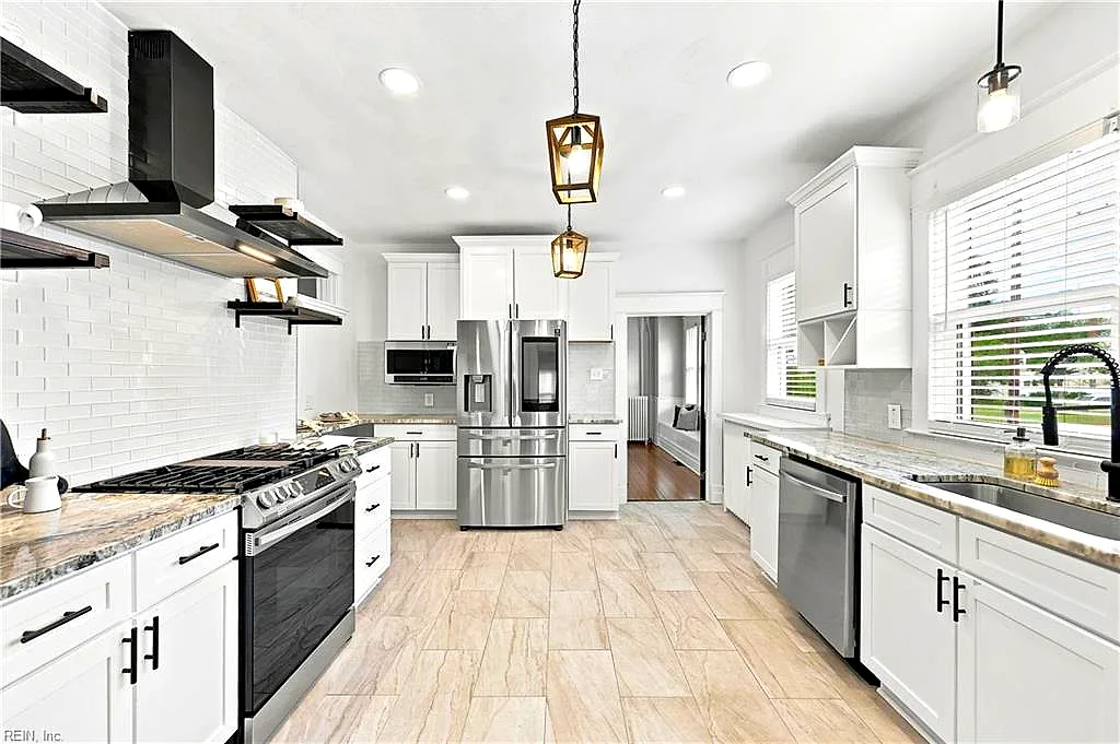 5812 Hampton Blvd, Norfolk — photo