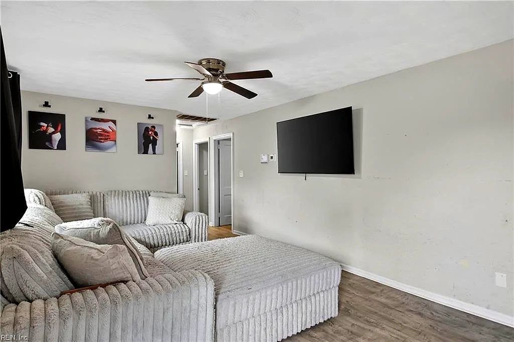 6 Gumwood Dr, Hampton — photo