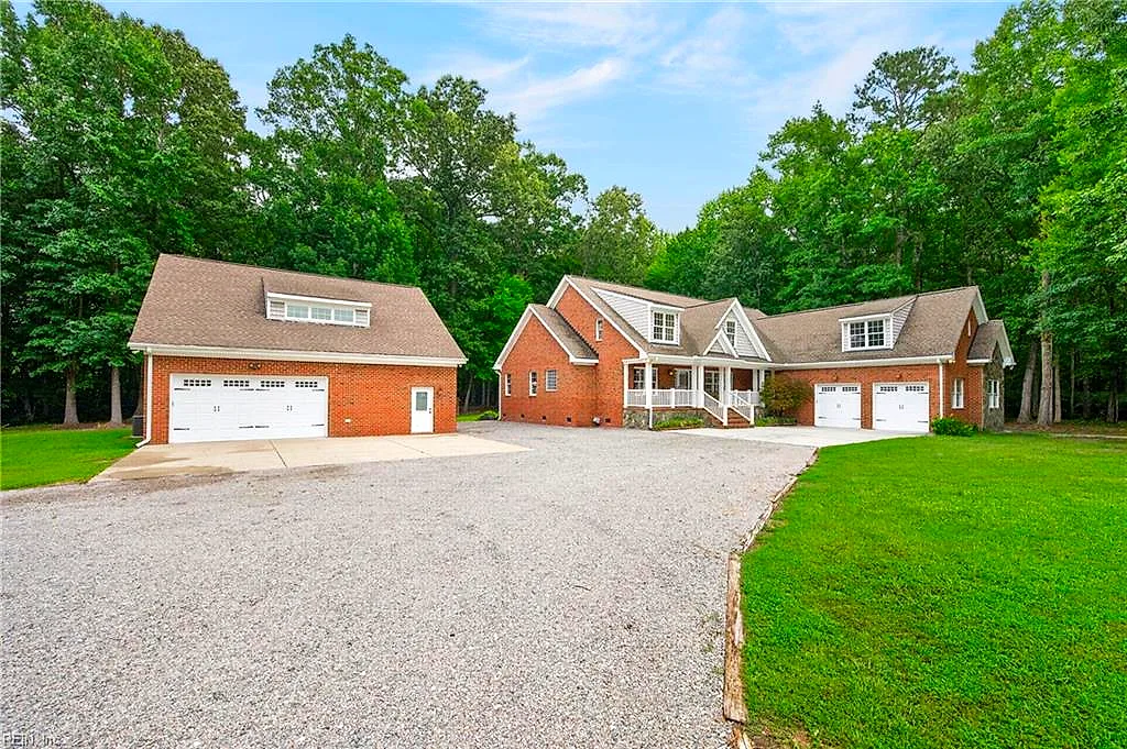 1120 Kathleen LN, CHESAPEAKE VA 23322