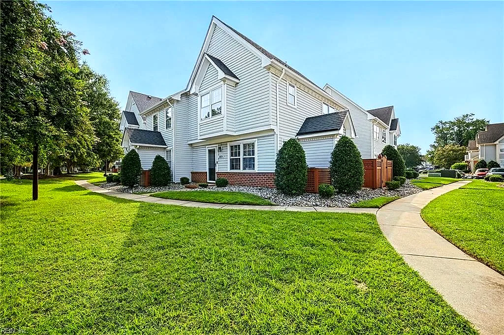 3830 New River RCH #B, PORTSMOUTH VA 23703