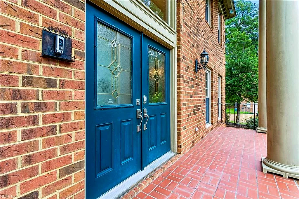 412 Chinquapin Orch, Yorktown — photo