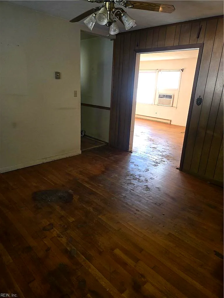 108 Londonshire Ter, Hampton — photo