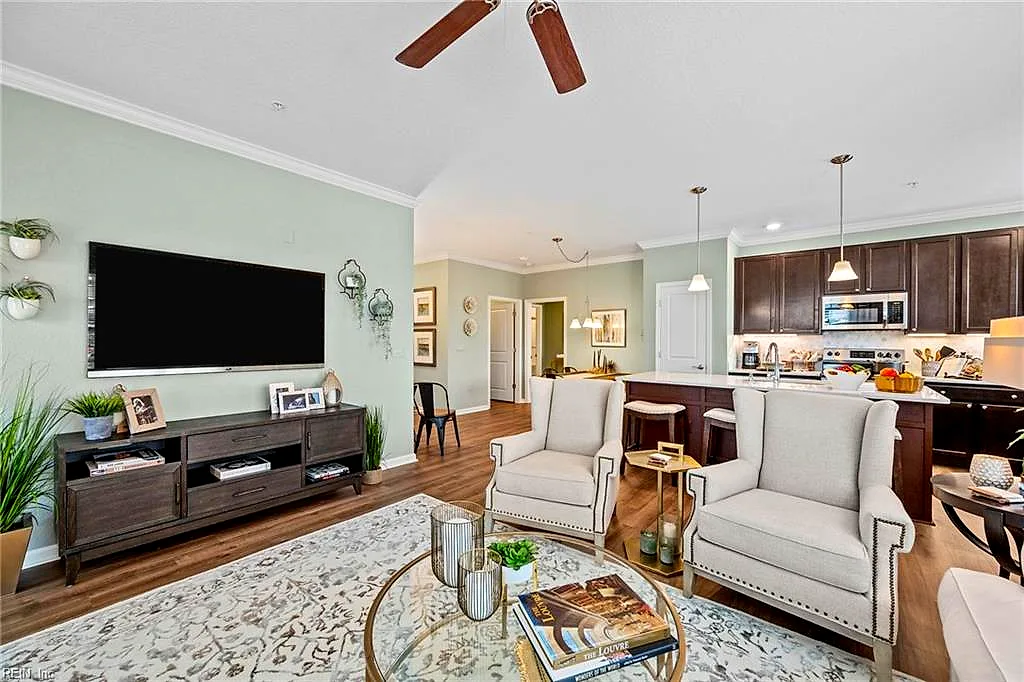 1540 Eldwick Drive #201, Chesapeake — photo
