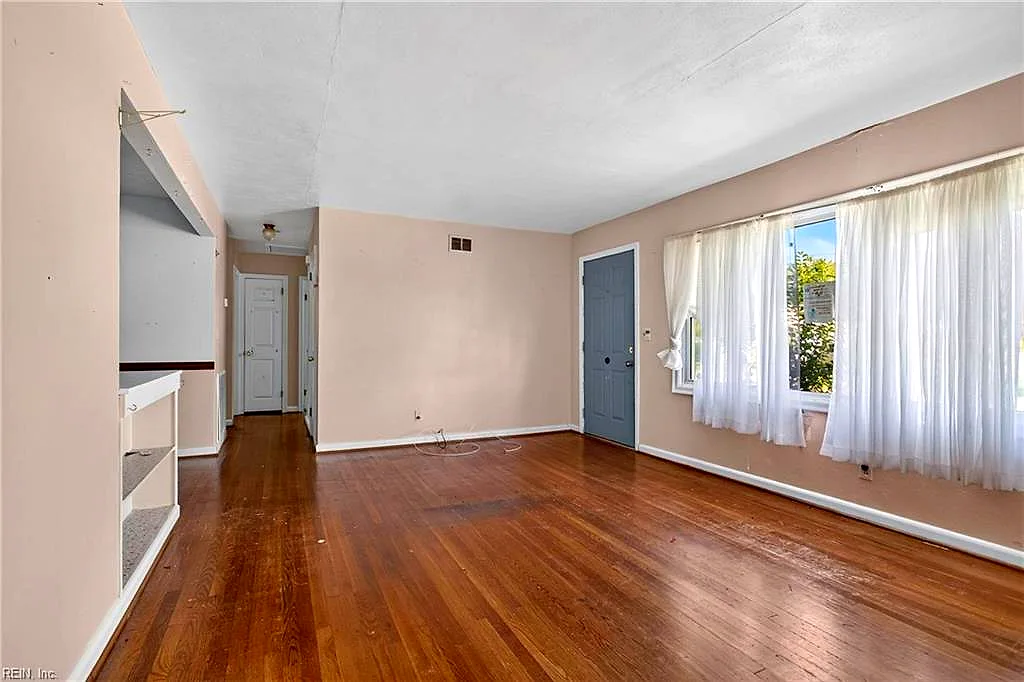 1803 Esquire St, Norfolk — photo