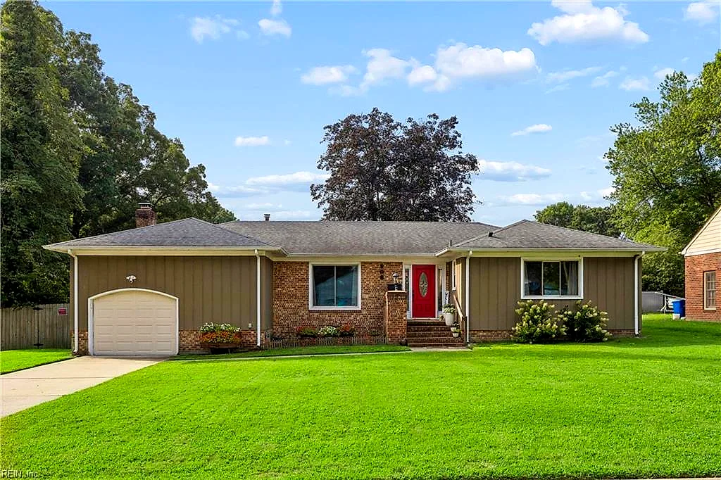 208 Tabbs LN, NEWPORT NEWS VA 23602
