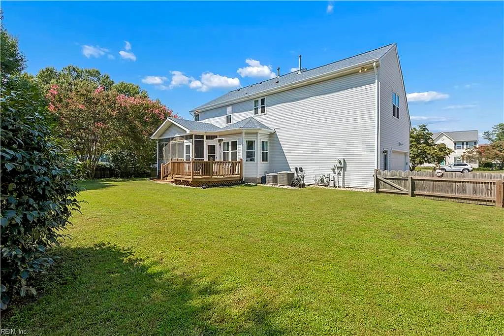 2 Bounty Cir, Hampton — photo