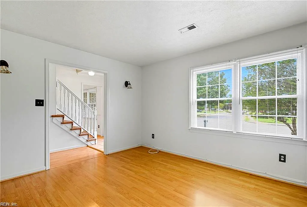 40 Westview Dr, Hampton — photo