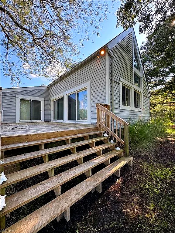 1332 Shipps Cabin Rd #A, Virginia Beach — photo