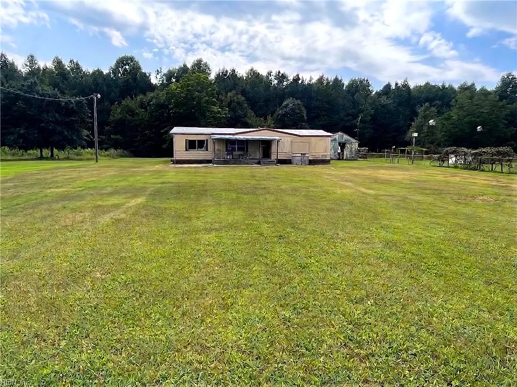 9324 Windsor Boulevard NONE, WINDSOR VA 23487