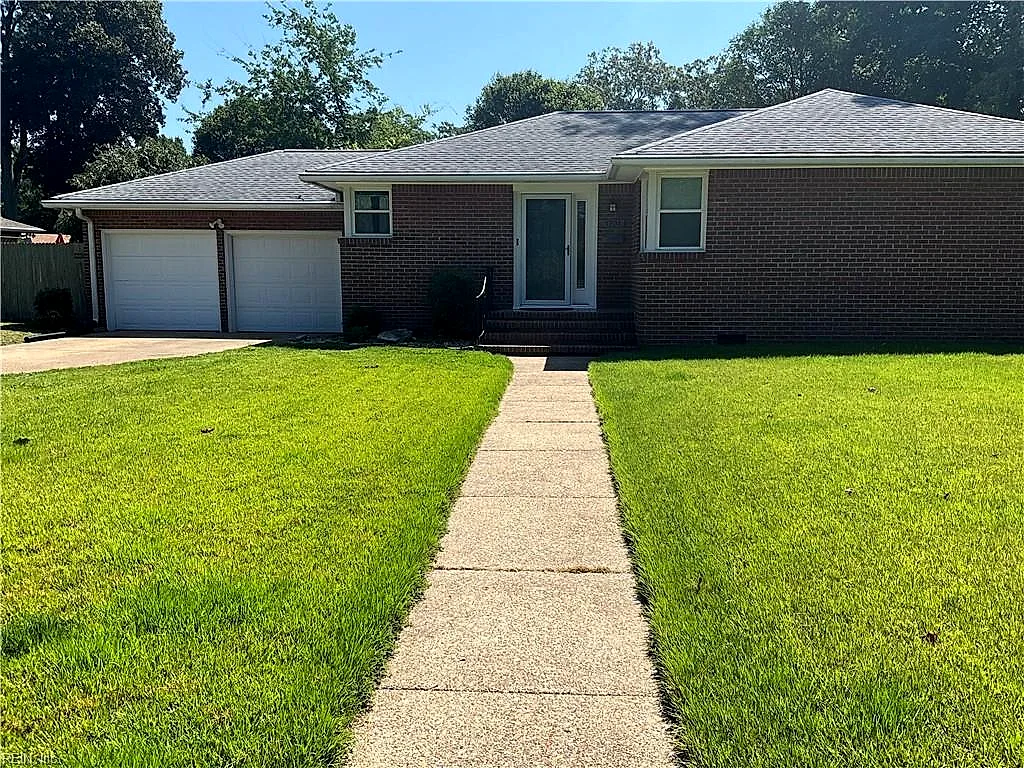 1701 Banning RD, NORFOLK VA 23518