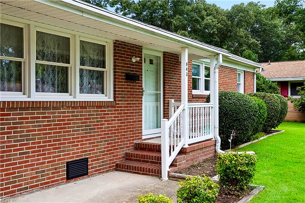 843 Catalina Dr, Newport News — photo