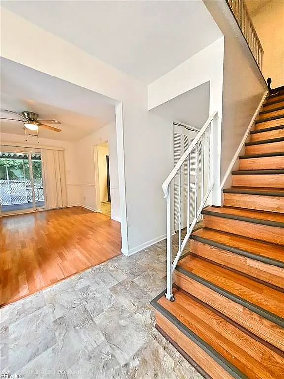 5813 W Hastings Ct, Virginia Beach — photo