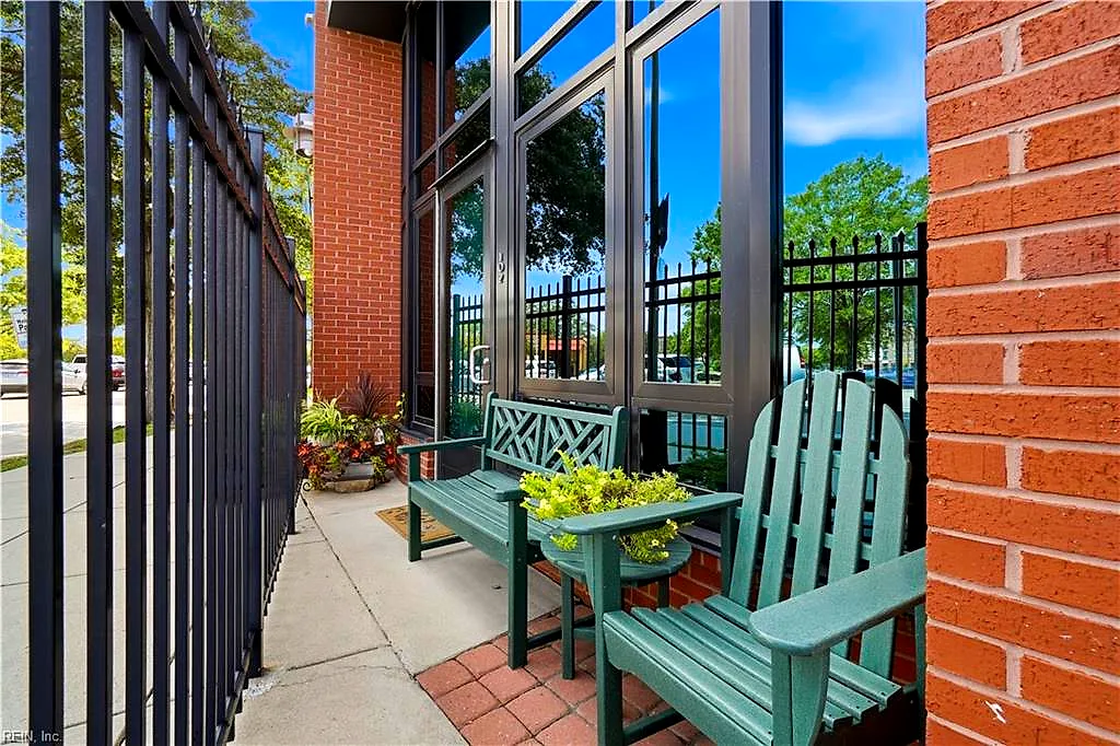 415 Saint Pauls BLVD #102, NORFOLK VA 23510