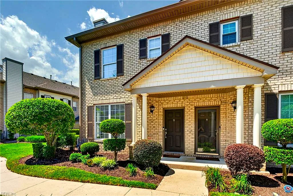2268 Wessington DR, VIRGINIA BEACH VA 23454