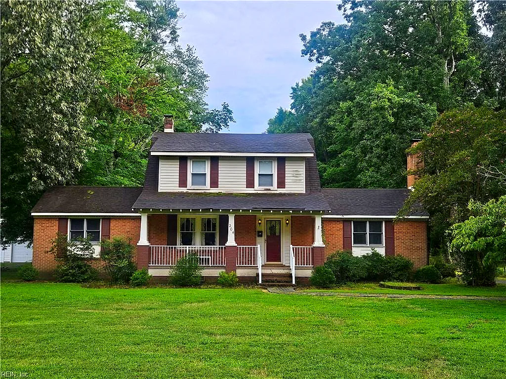 204 Deep Creek RD, NEWPORT NEWS VA 23606