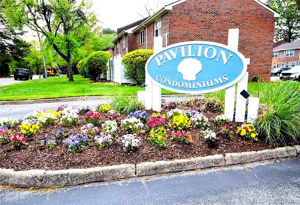 437 Barberton DR, VIRGINIA BEACH VA 23451