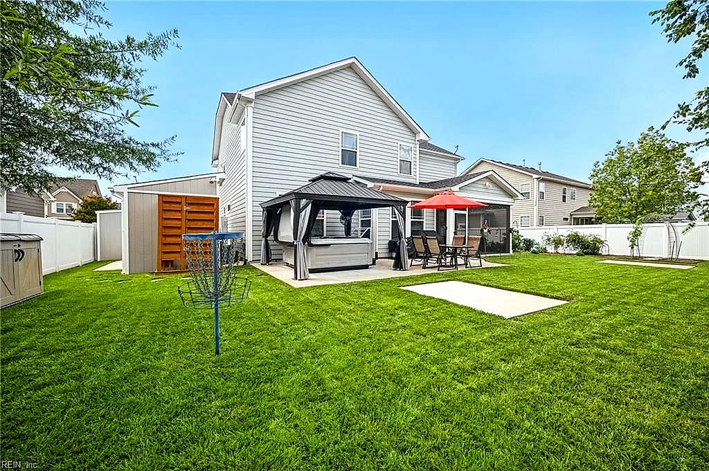 1125 George Olah Dr, Chesapeake — photo