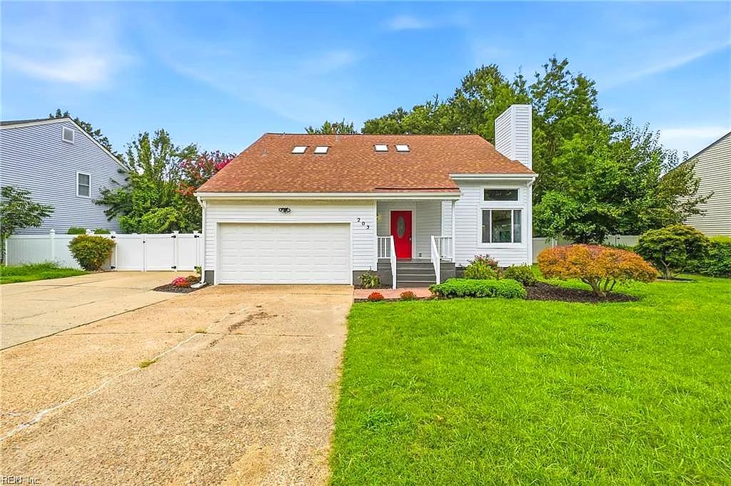 203 Leftwich CT, HAMPTON VA 23664