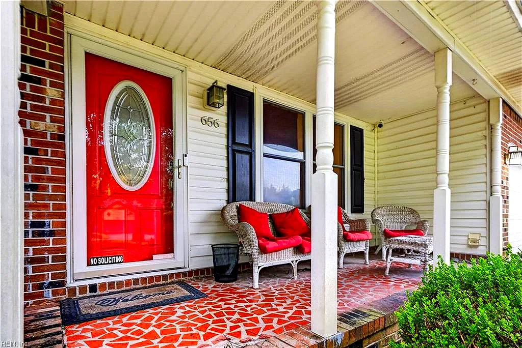 656 Hillwell Rd, Chesapeake — photo