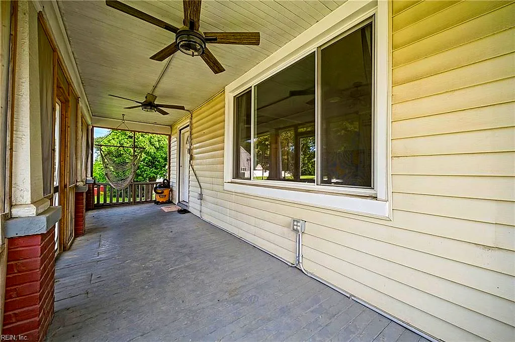 131 Bellamy Ave, Norfolk — photo
