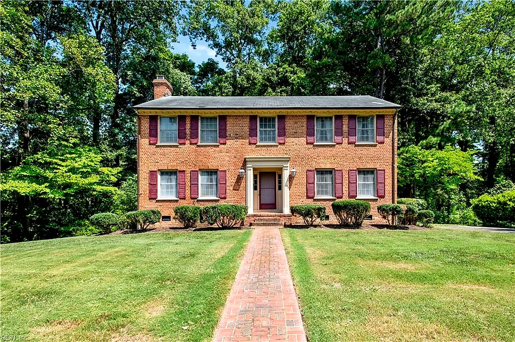 1104 Pine Valley DR, SUFFOLK VA 23434