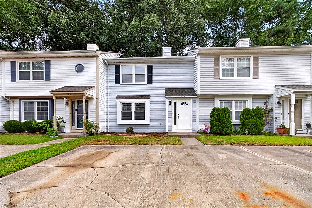1974 Woodgate ARCH, CHESAPEAKE VA 23320