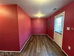 2027 Petersen Way, Suffolk — photo