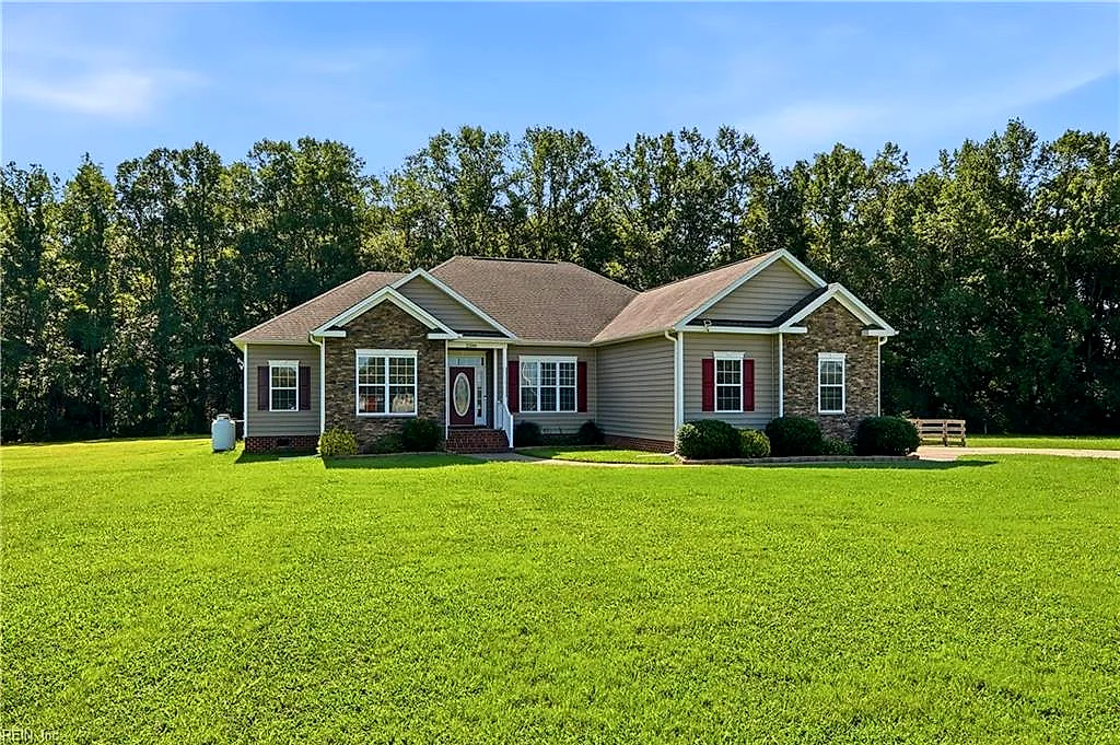 2100 Manning RD, SUFFOLK VA 23434
