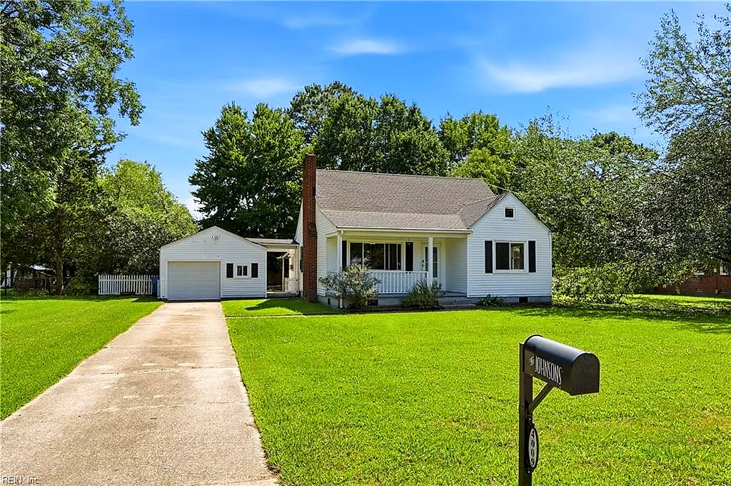 4009 Maple DR, CHESAPEAKE VA 23321