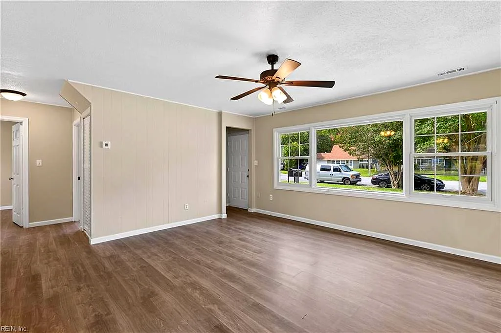 6112 Grimes Ct, Norfolk — photo