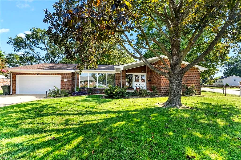 105 Kove DR, HAMPTON VA 23669