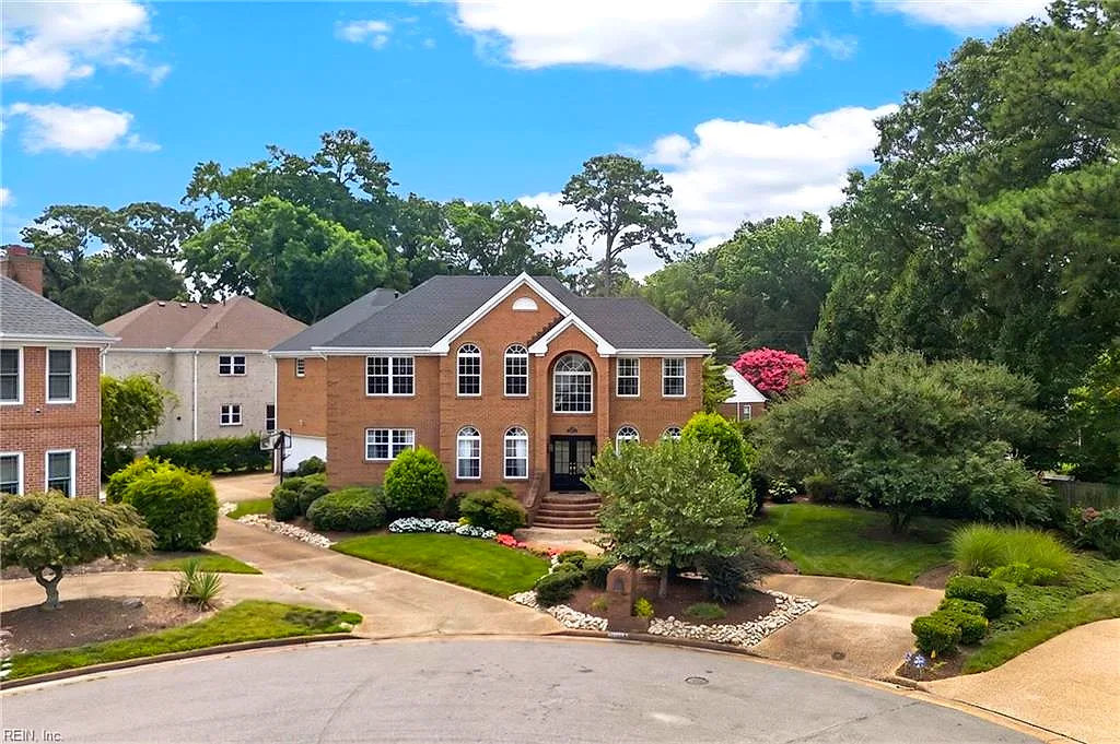 1700 Maze Hill MEWS, VIRGINIA BEACH VA 23455