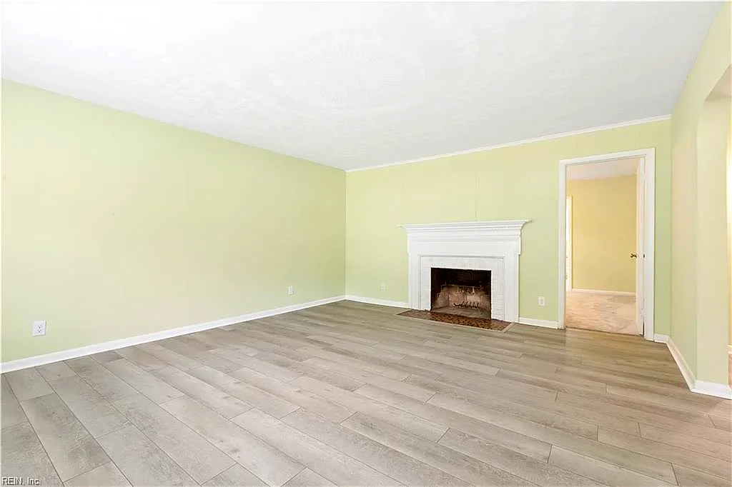 618 72nd St, Newport News — photo