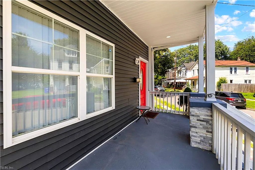 1019 Barney St, Norfolk — photo