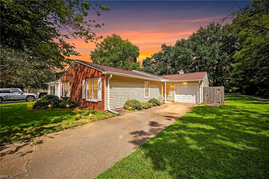 1201 Brookside LNDG, CHESAPEAKE VA 23320