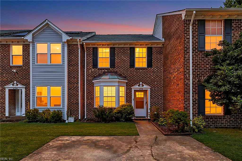 4702 Parvathi CT, VIRGINIA BEACH VA 23462