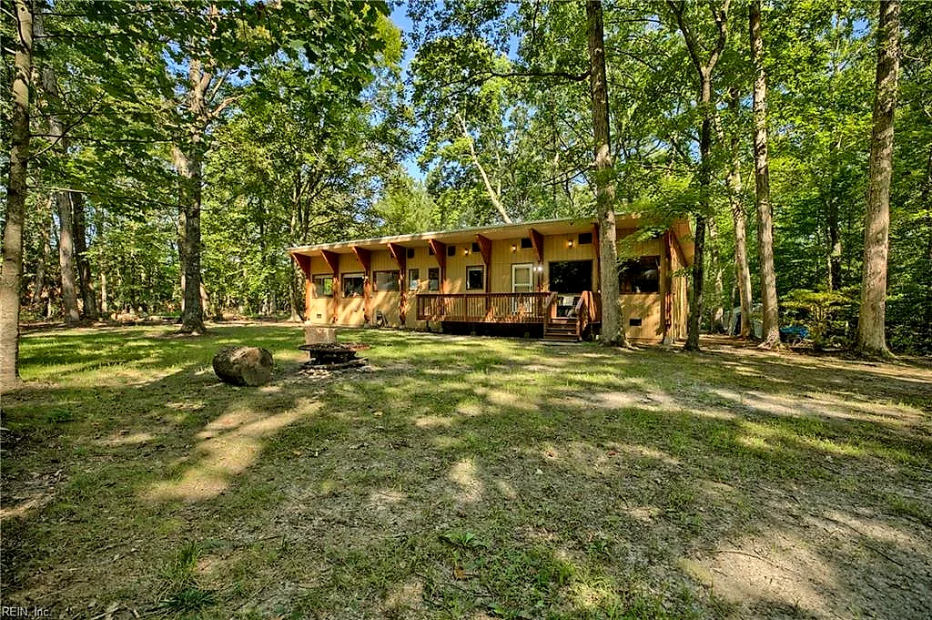 4544 Piney Swamp Rd, Hayes — photo