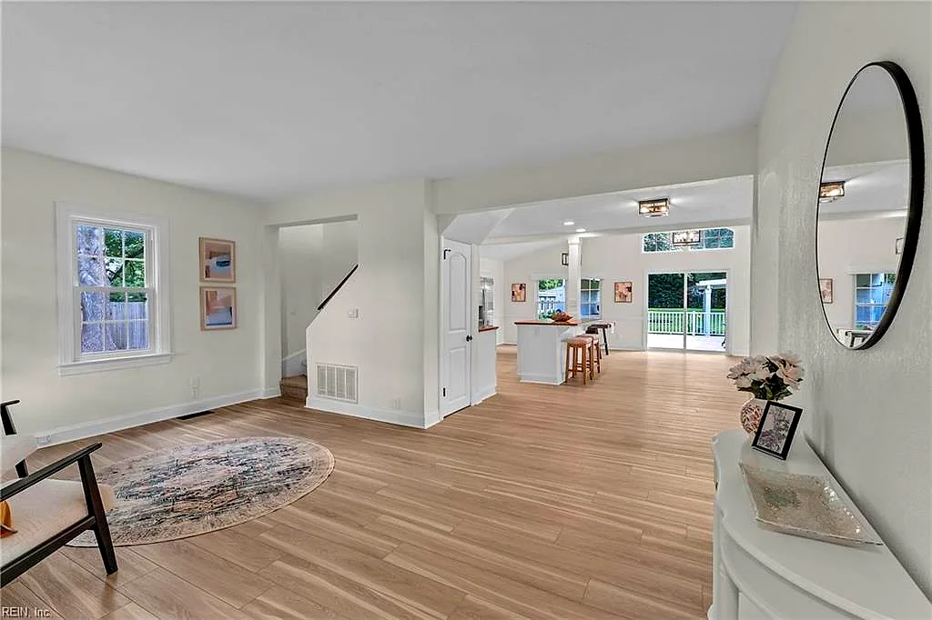 740 Woodstock Rd, Virginia Beach — photo
